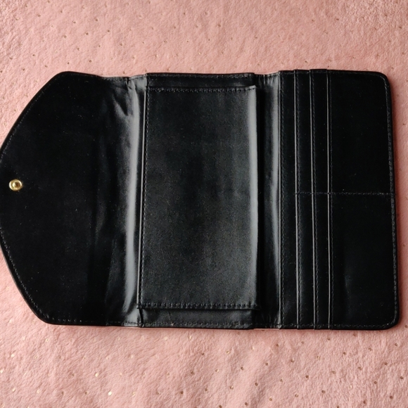 Adrienne Vittadini Studio wallet Pink& Sparkling - Picture 3 of 5